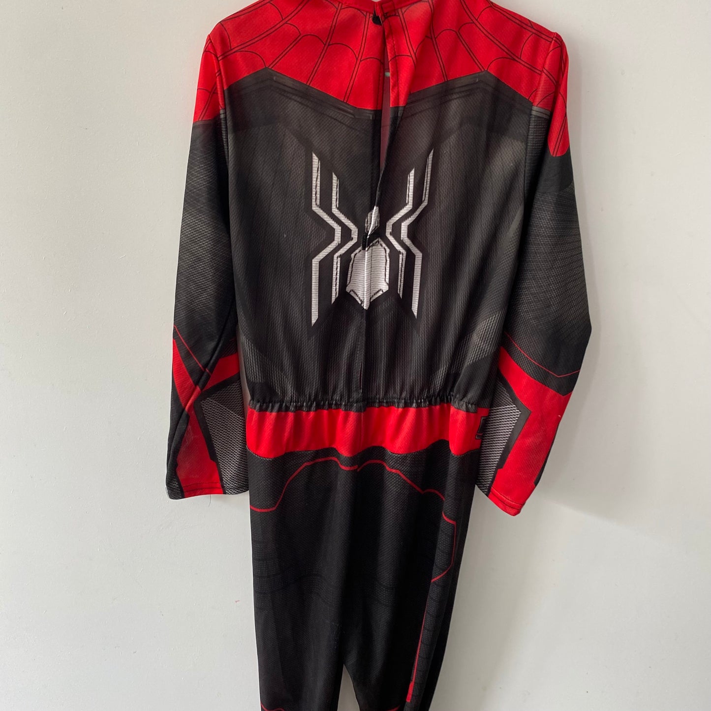 Spider-Man Costume - Size 6-8Y