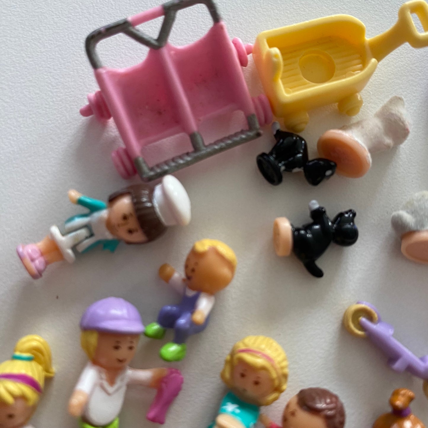 Vintage Polly Pocket Figures & Accessories