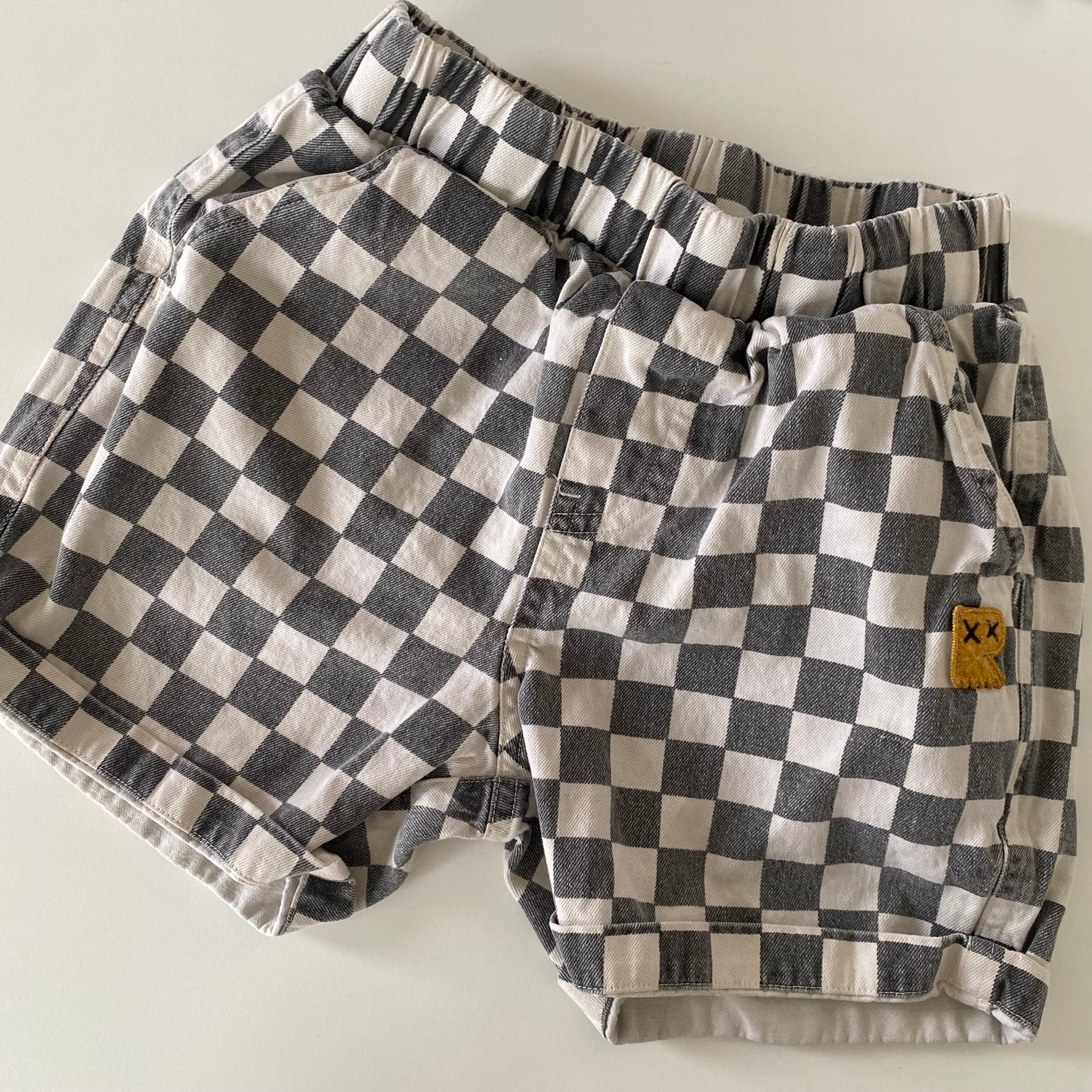 Rock Your Kids Shorts - Size 7