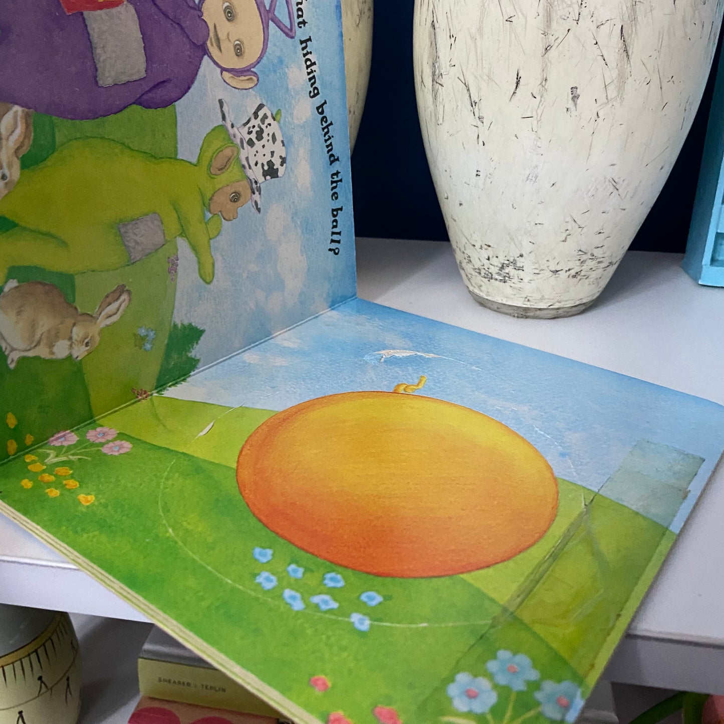 Vintage Teletubbies Play Hide & Seek Lift The Flap Board Book