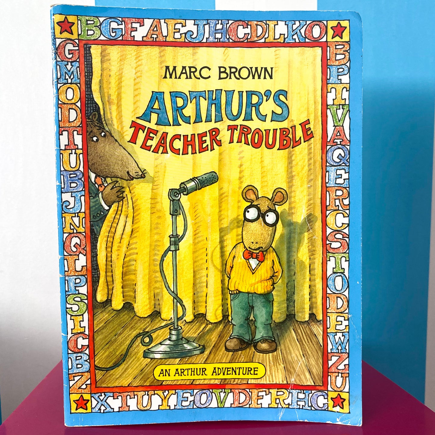 Arthur’s Teacher Trouble Book