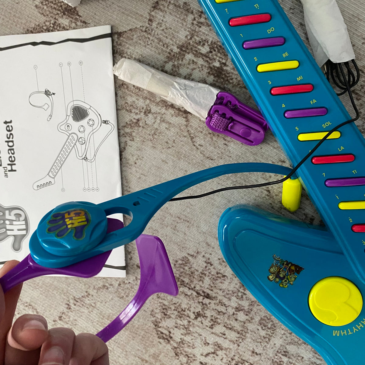 Vintage Hi-5 Sing-a-Long Electronic Guitar and Headset (NEW)