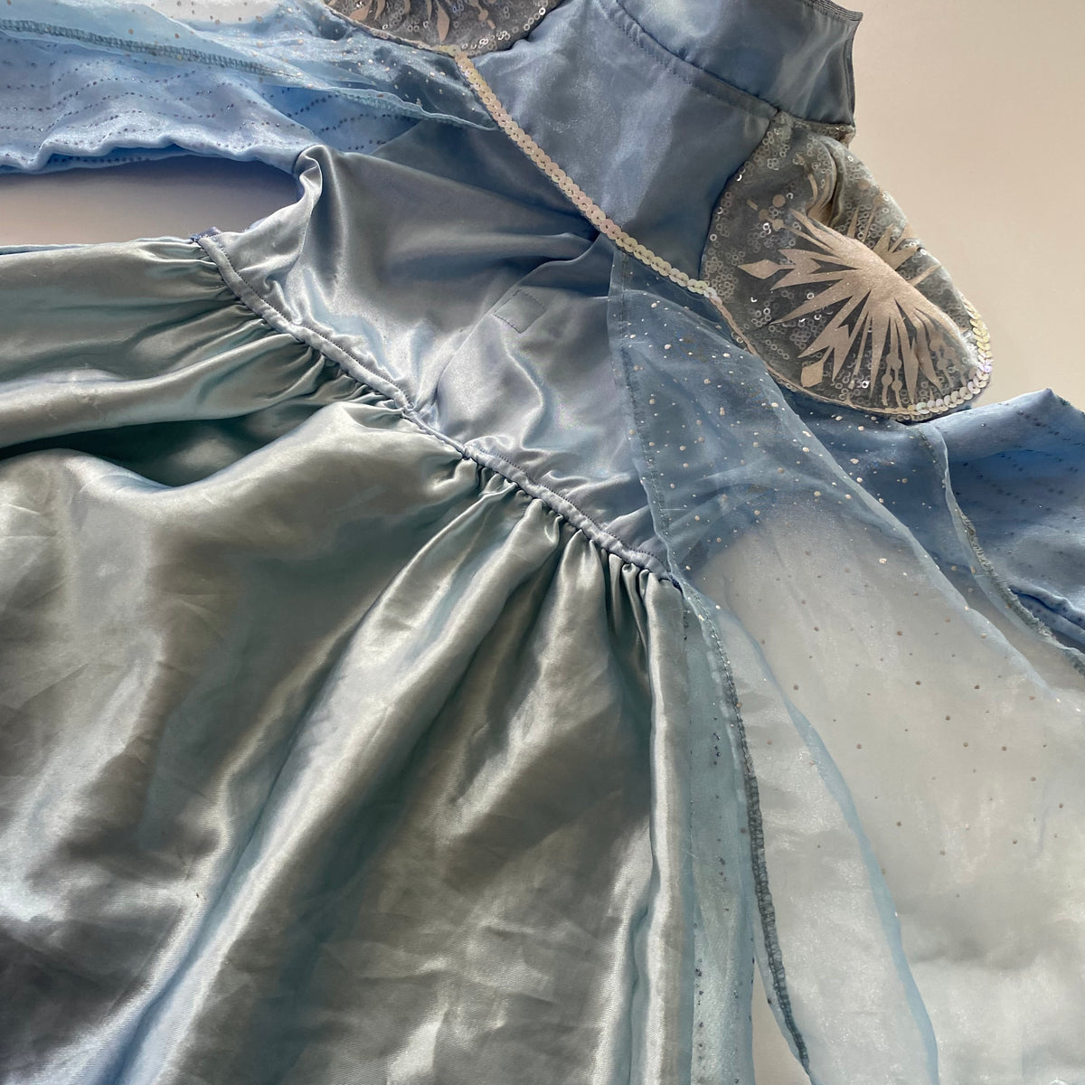 Disney Frozen Elsa Costume - Size 5-6Y
