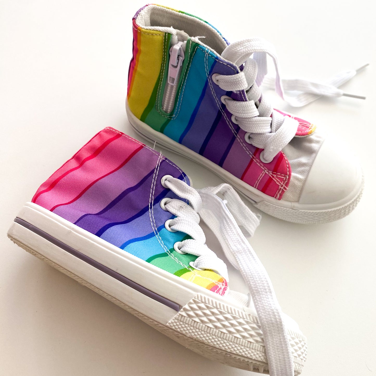 Mini Mango Rainbow Sneakers - Size 8