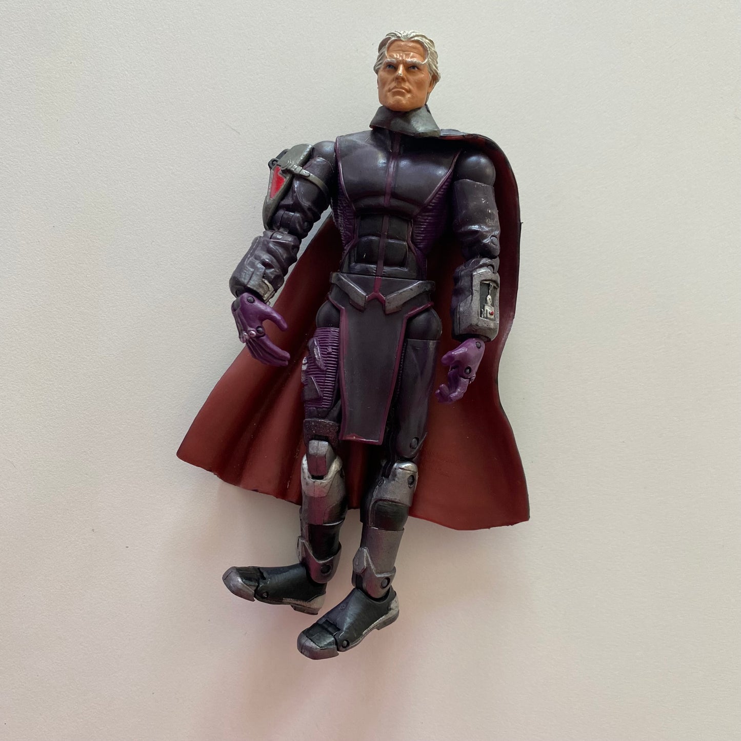 X-Men Classics Marvel Legends Magneto Action Figure