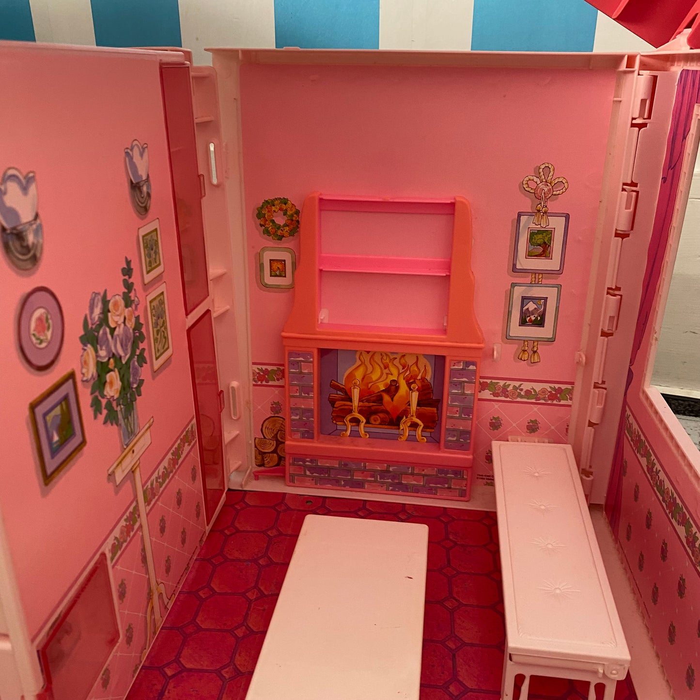 Vintage Barbie Fold ‘N Fun House