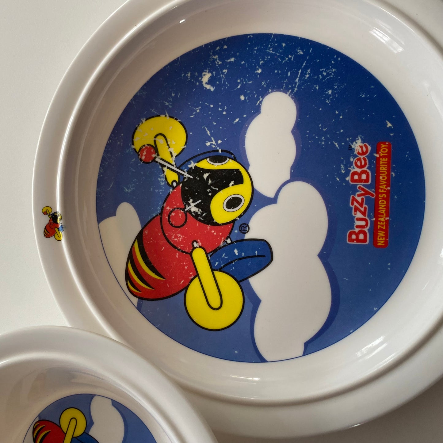 Buzzy Bee Melamine Bowl & Plate