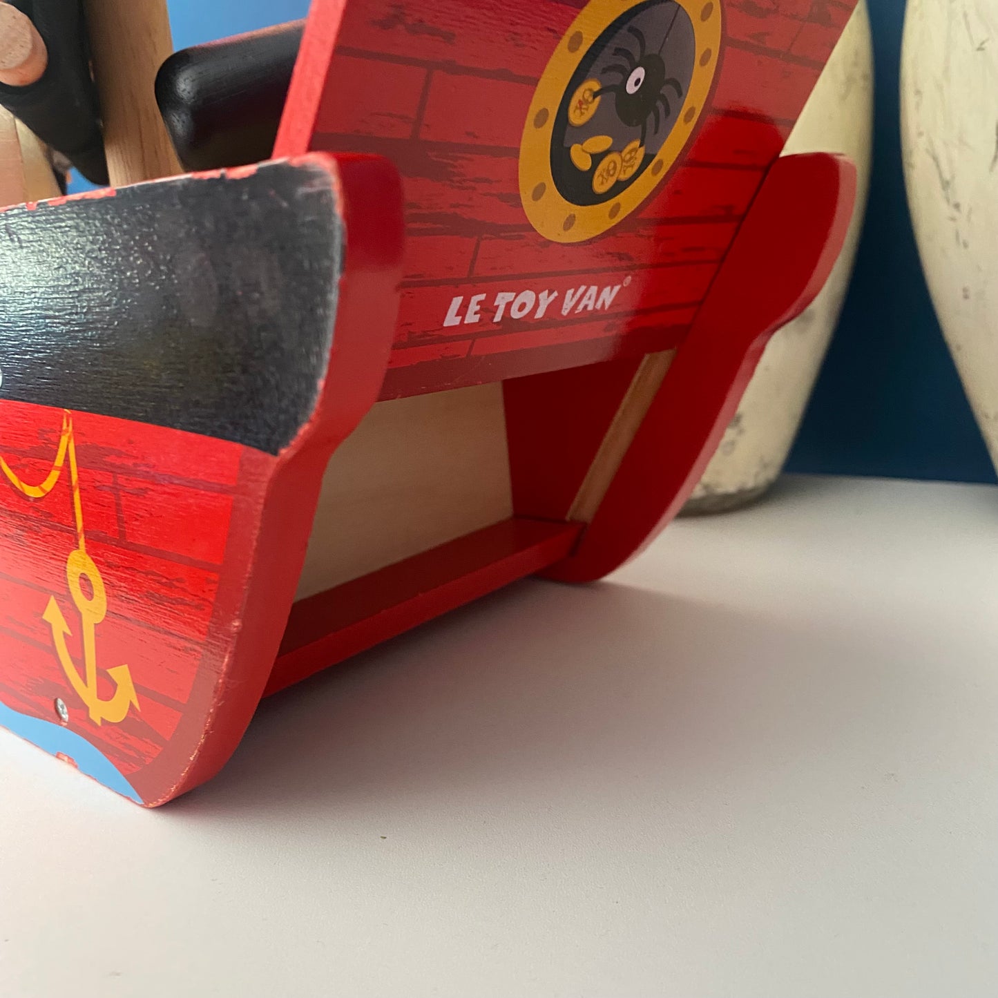 Le Toy Van Wooden Pirate Shop