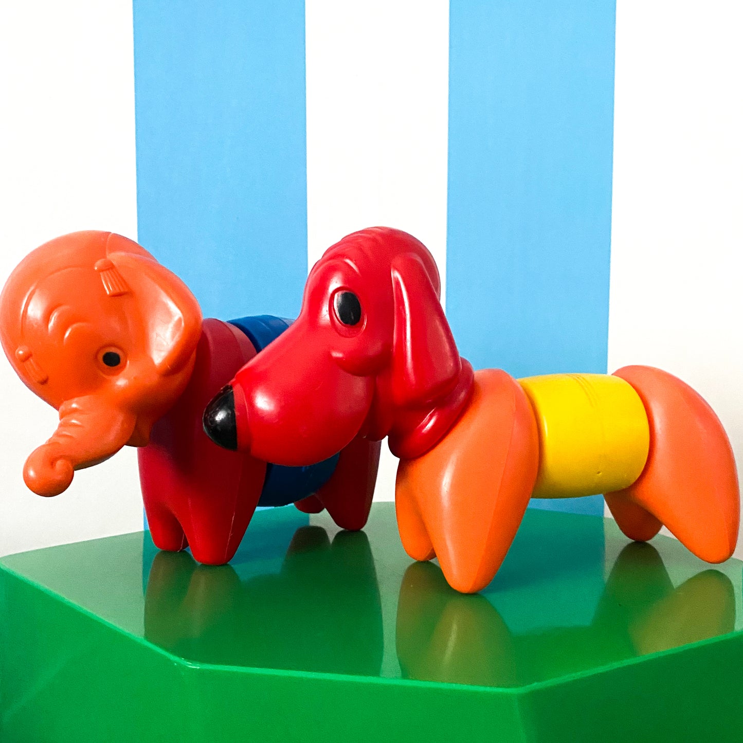 Vintage Tupperware Zoo It Yourself