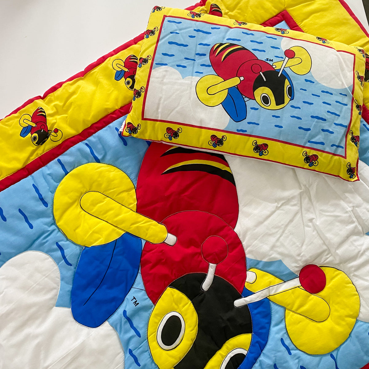 Vintage Buzzy Bee Cot Quilt & Pillow