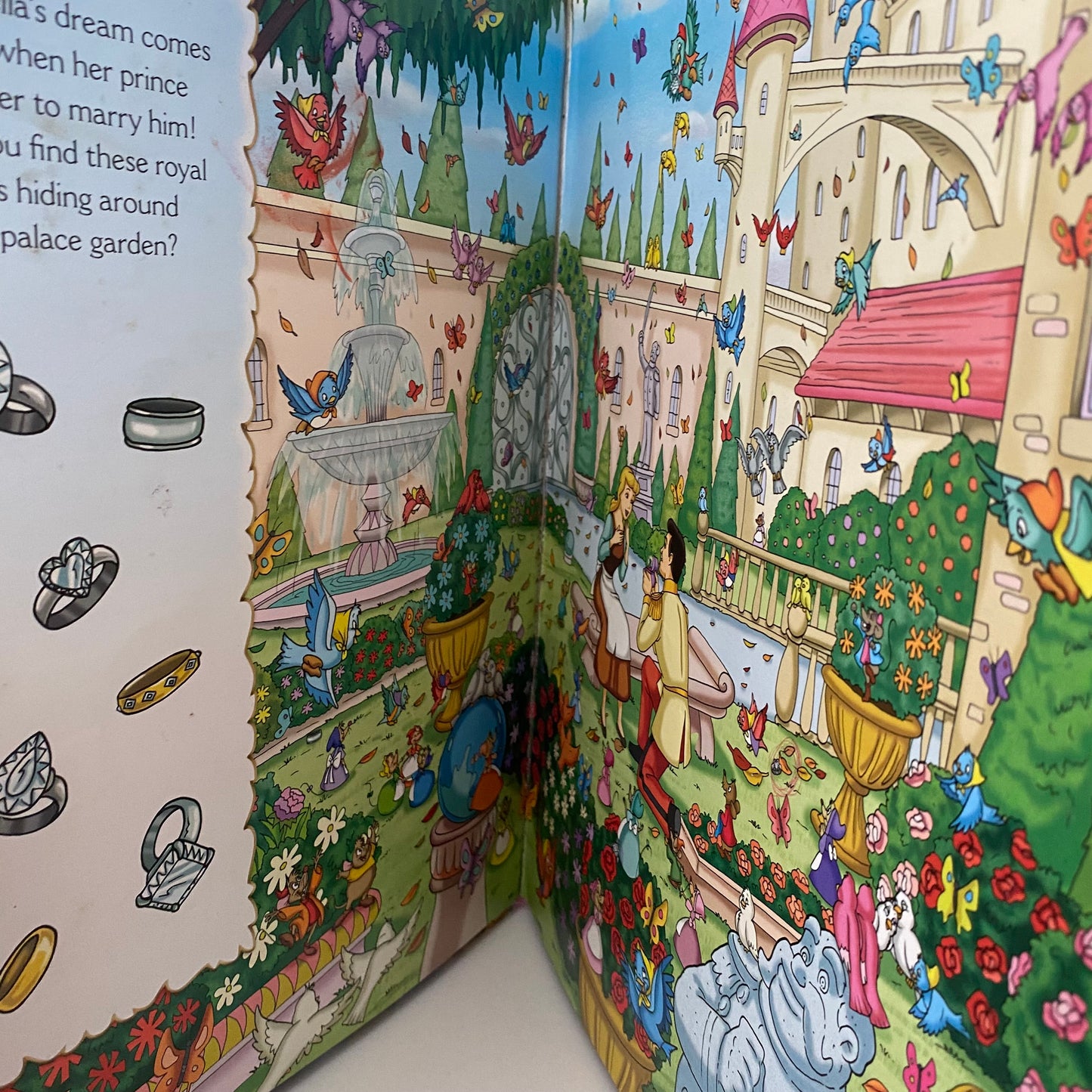 Disney Princess Royal Wedding Look & Find Book