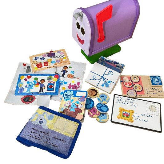 Melissa & Doug Wooden Blues Clues Mailbox