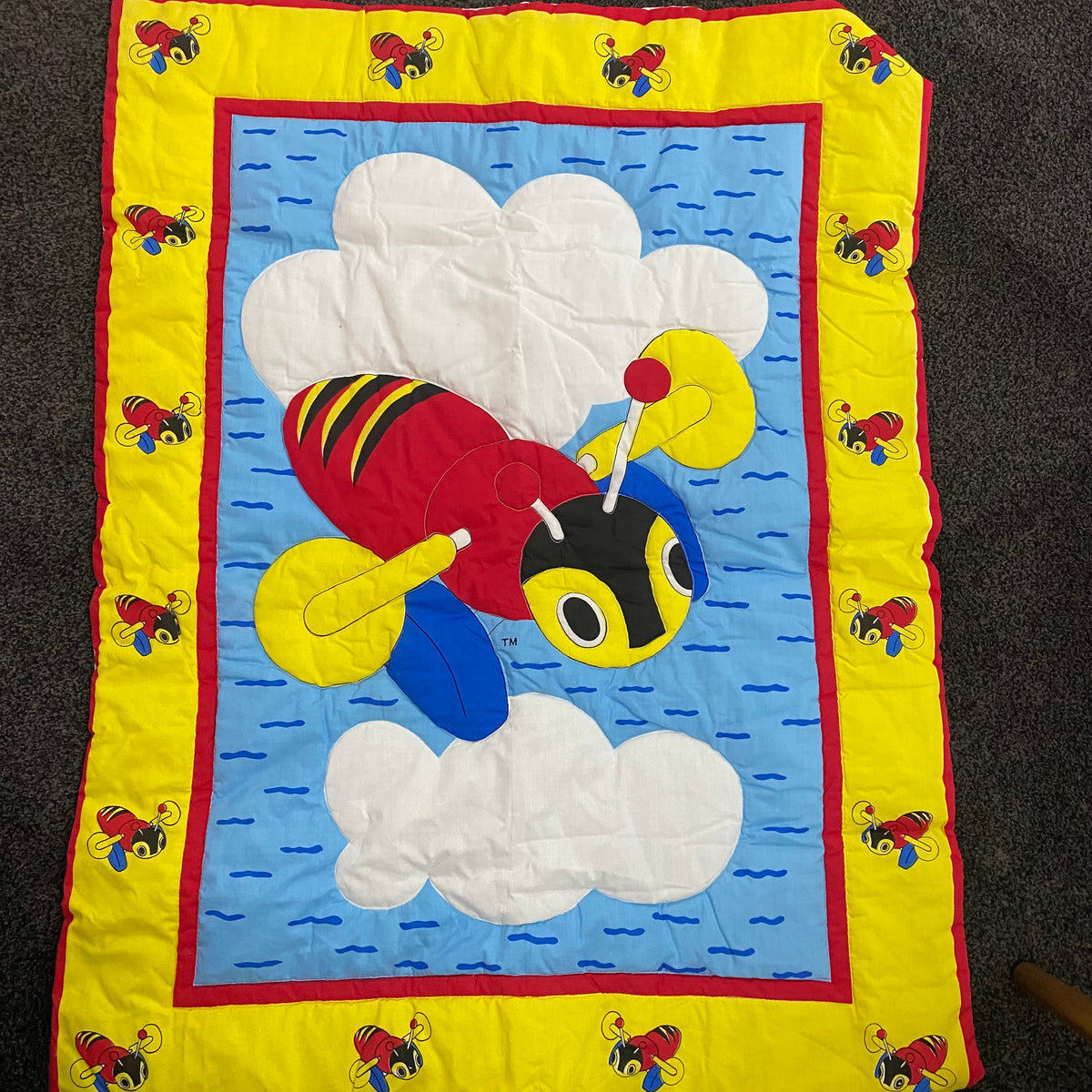 Vintage Buzzy Bee Cot Quilt & Pillow