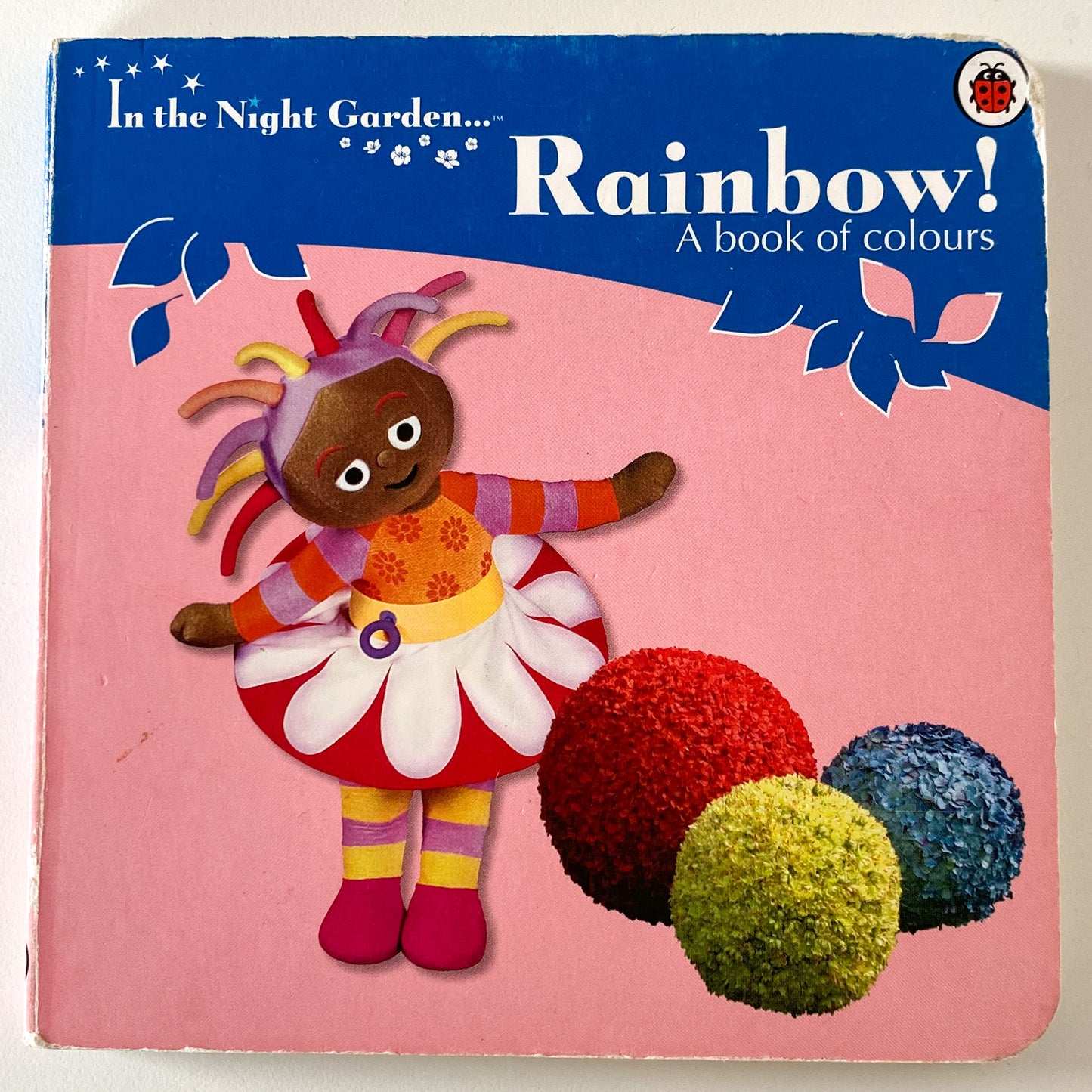 In The Night Garden Rainbow Colours Book