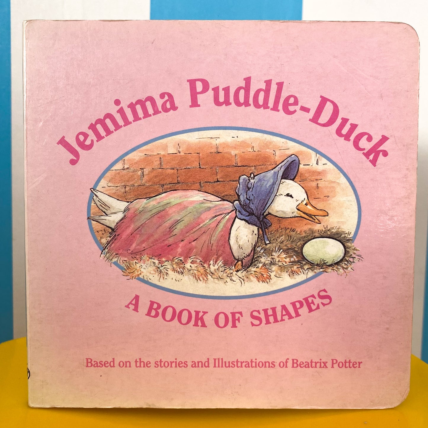 Beatrix Potter Peter Rabbit Jemima Puddle-Duck Shapes Board Book
