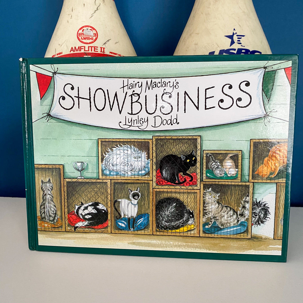 Lynley Dodd Hairy Maclary’s Show Business Book