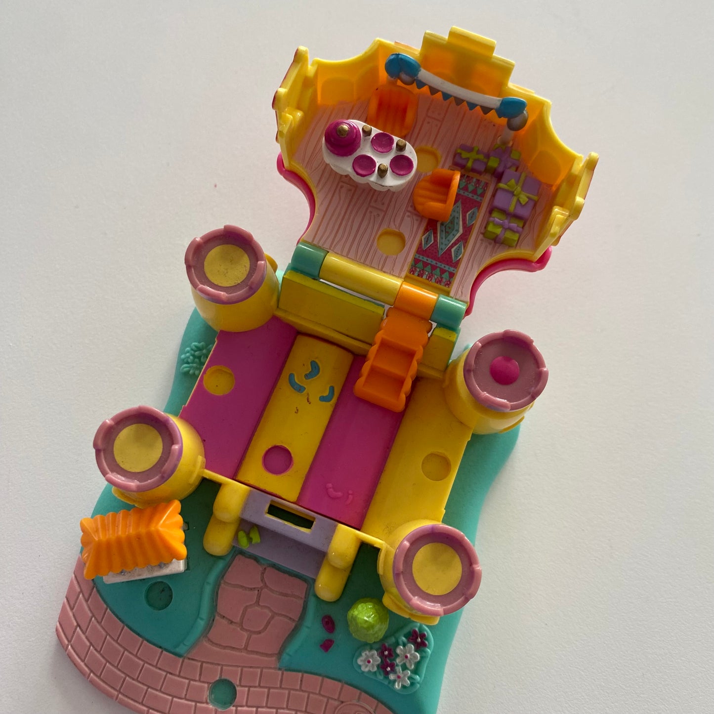 Vintage 1992 Polly Pocket Bouncy Castle