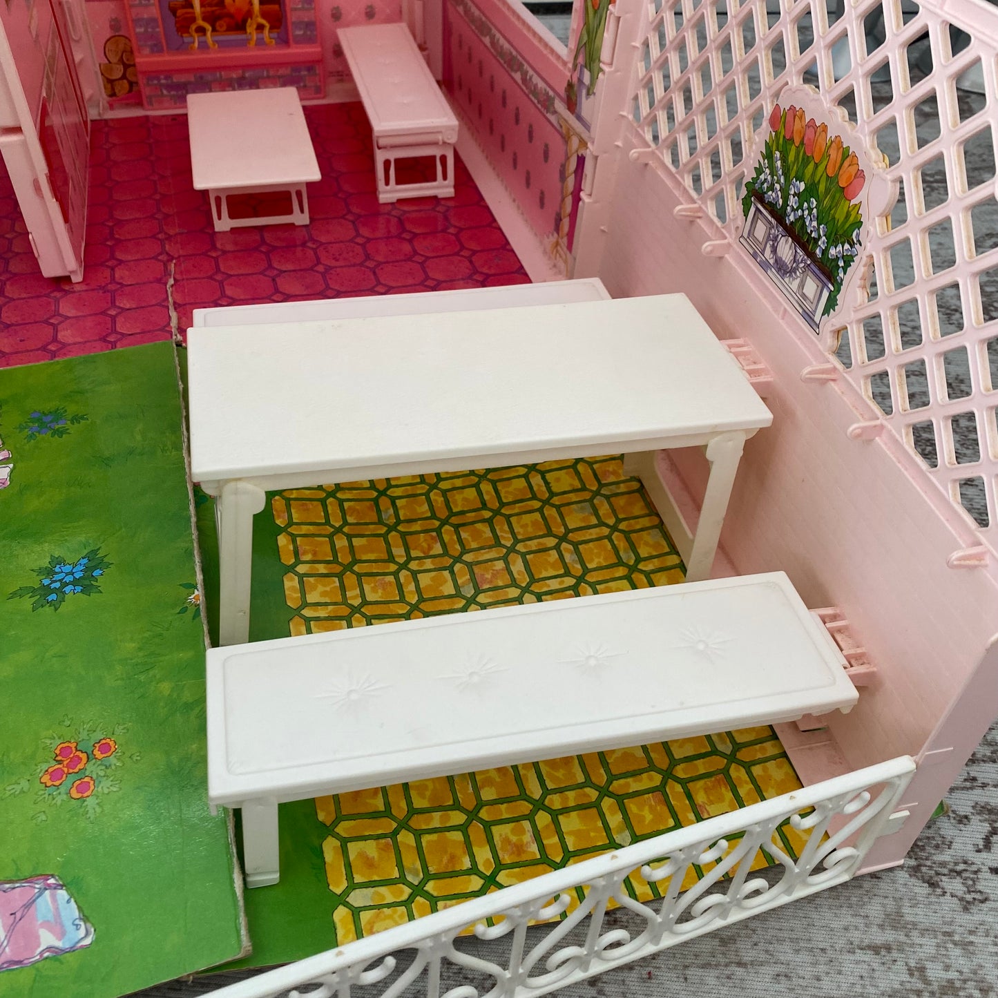 Vintage Barbie Fold ‘N Fun House