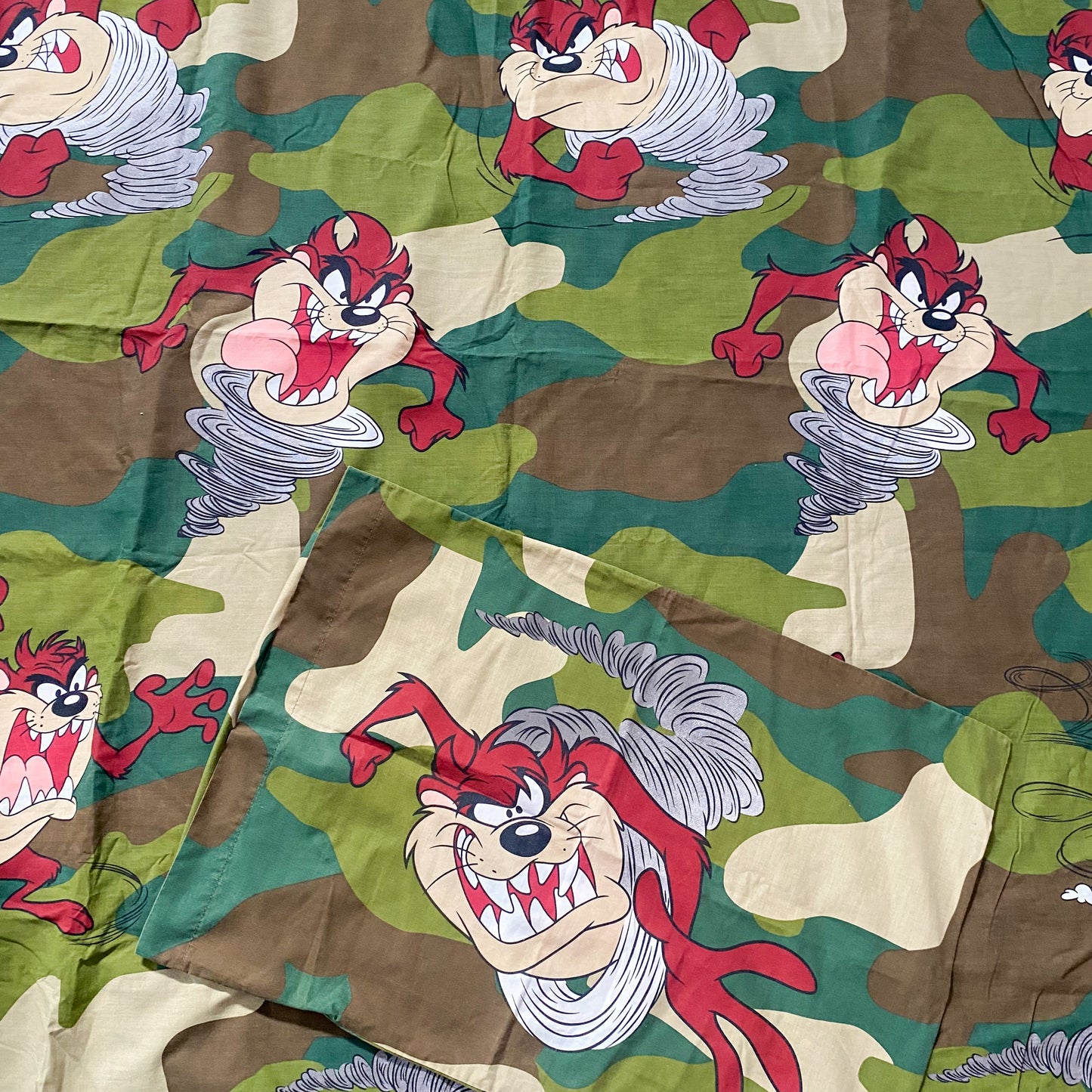 Vintage Loony Tunes Taz Single Duvet Cover & Pillowcase