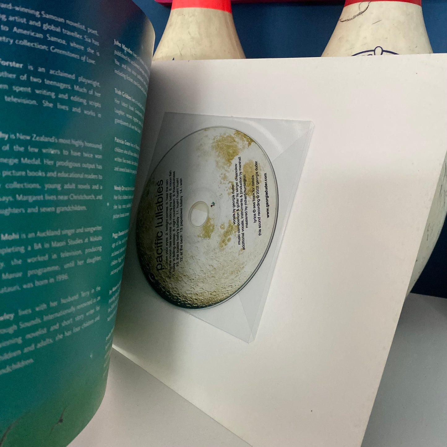 A Book Of Pacific Lullabies & CD