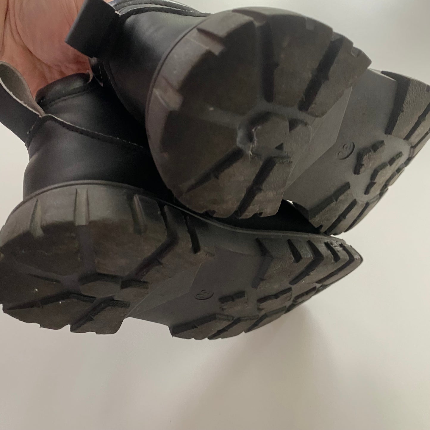 Boots - Size 30EU