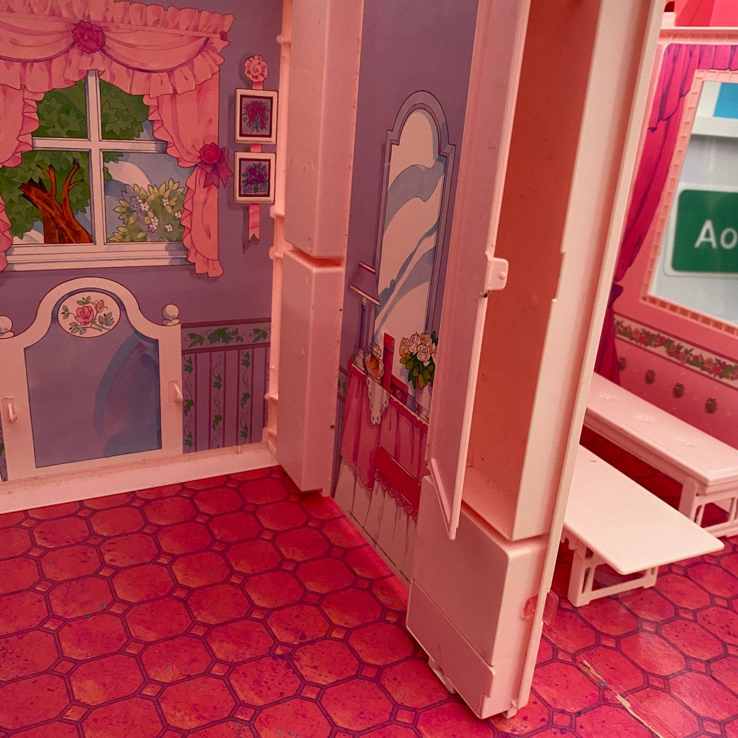 Vintage Barbie Fold ‘N Fun House