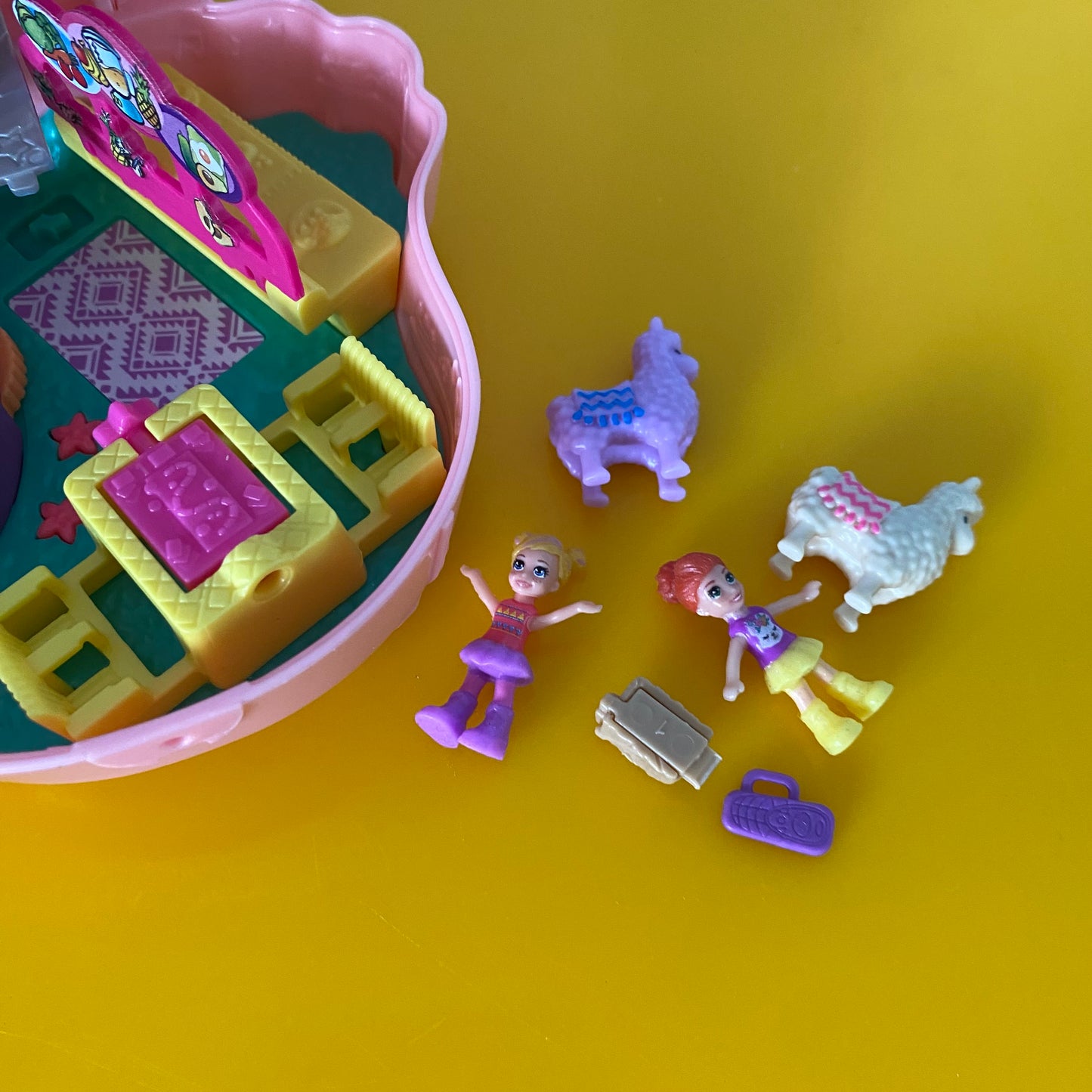 Polly Pocket Compact