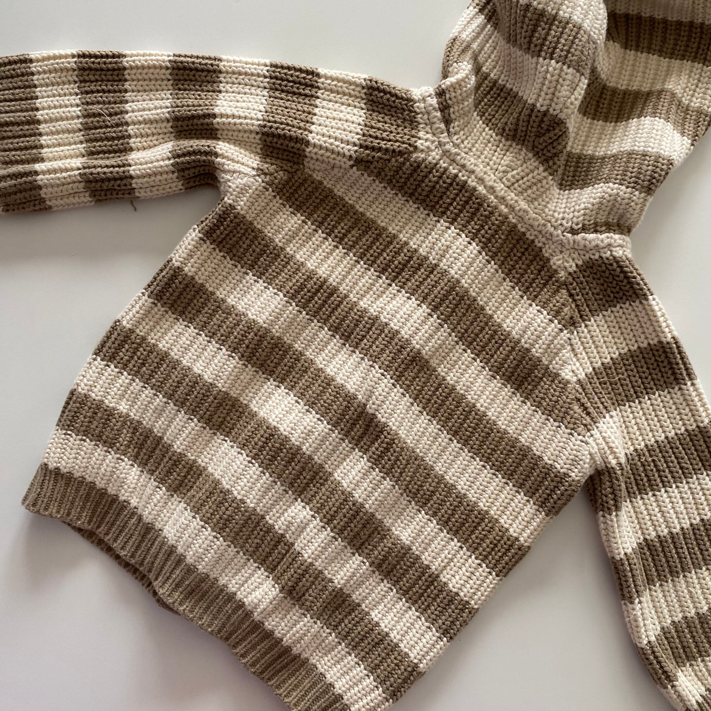 Nature Baby Hooded Cardigan - Size 1 (FLAWS)