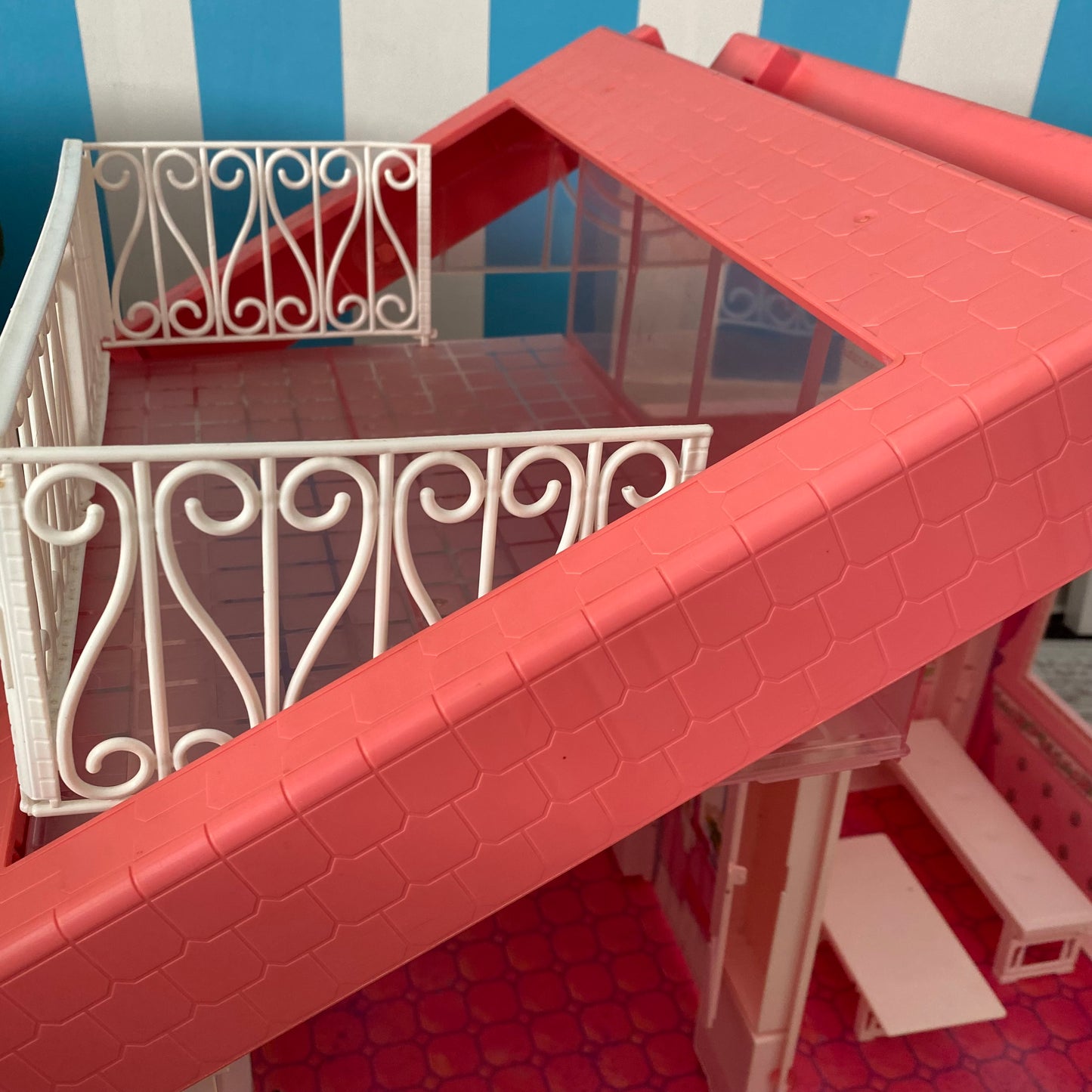 Vintage Barbie Fold ‘N Fun House
