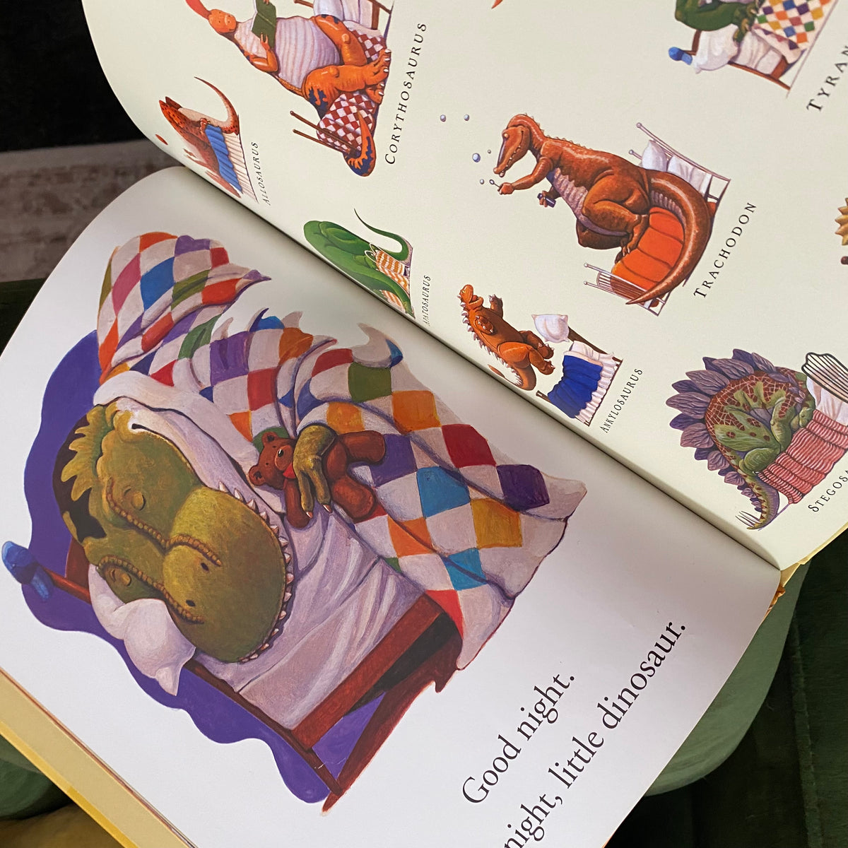 How Do Dinosaurs… Favourite Stories Book
