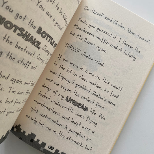 Diary Of A Minecraft Zombie Chapter Book op