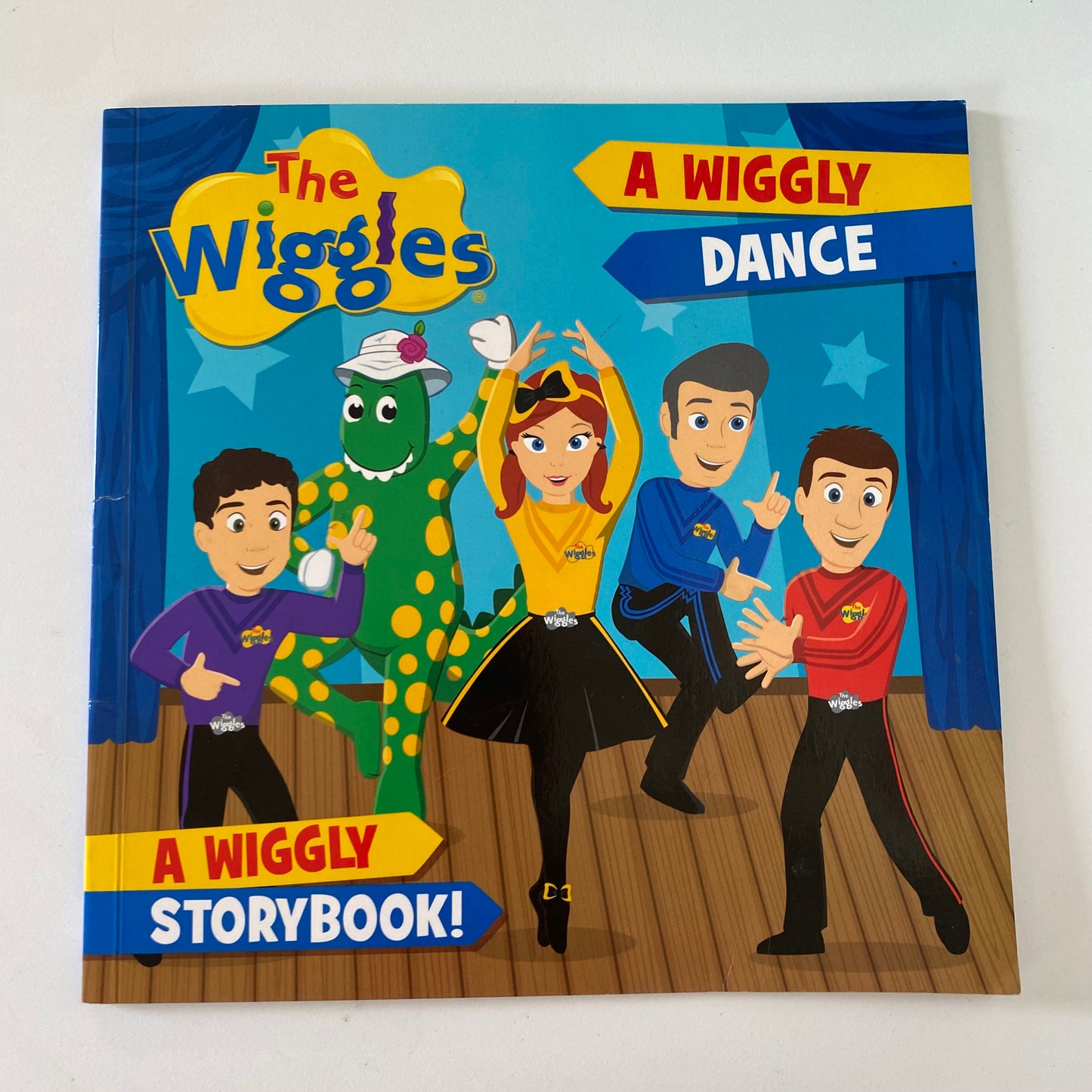 Book - The Wiggles A Wiggly Dance