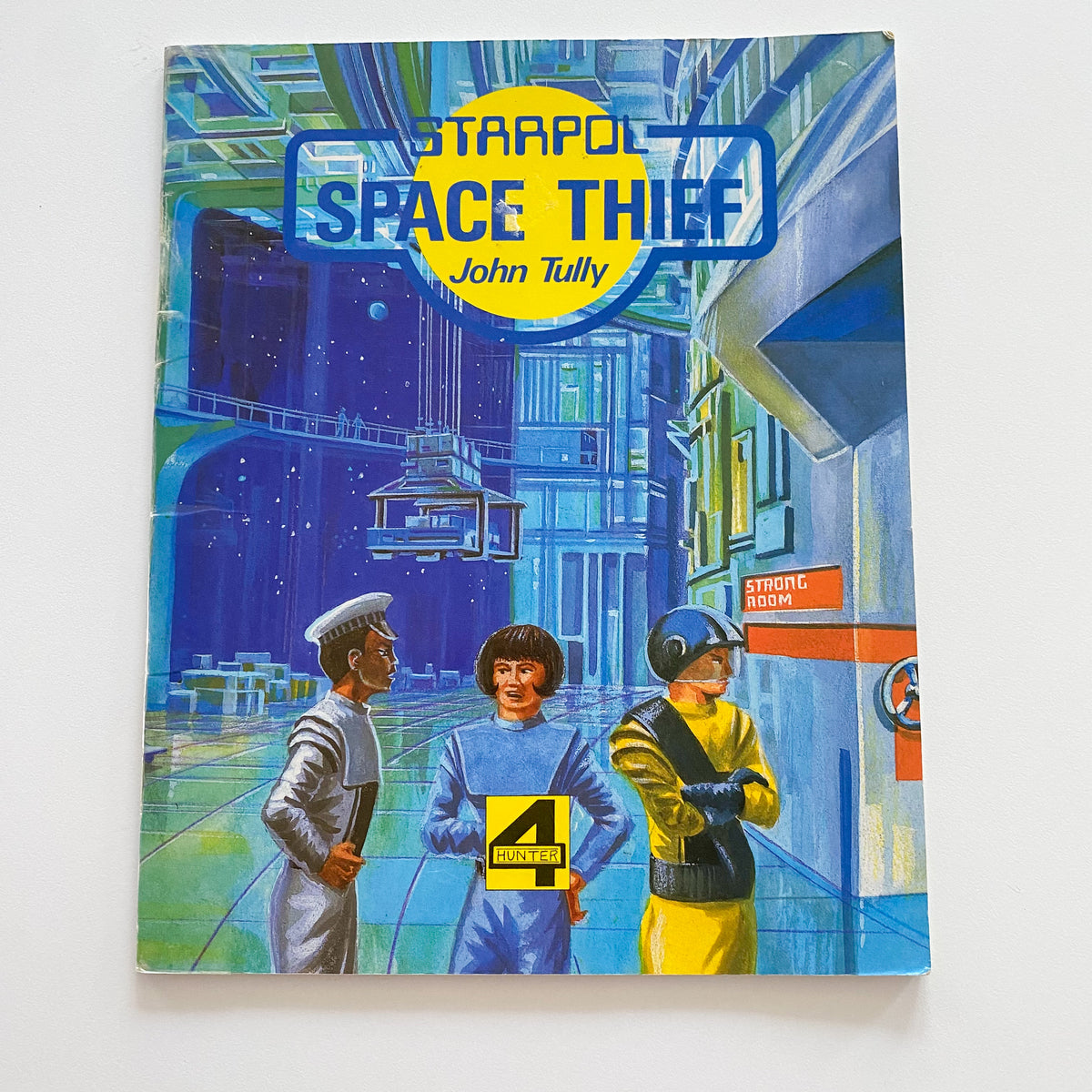 Vintage Starpol Space Thief Book