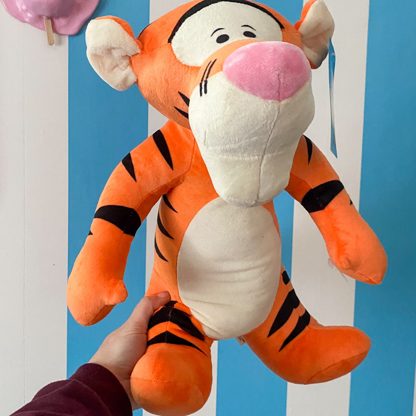Disney Winnie The Pooh 35cm Tigger Plush (NEW)