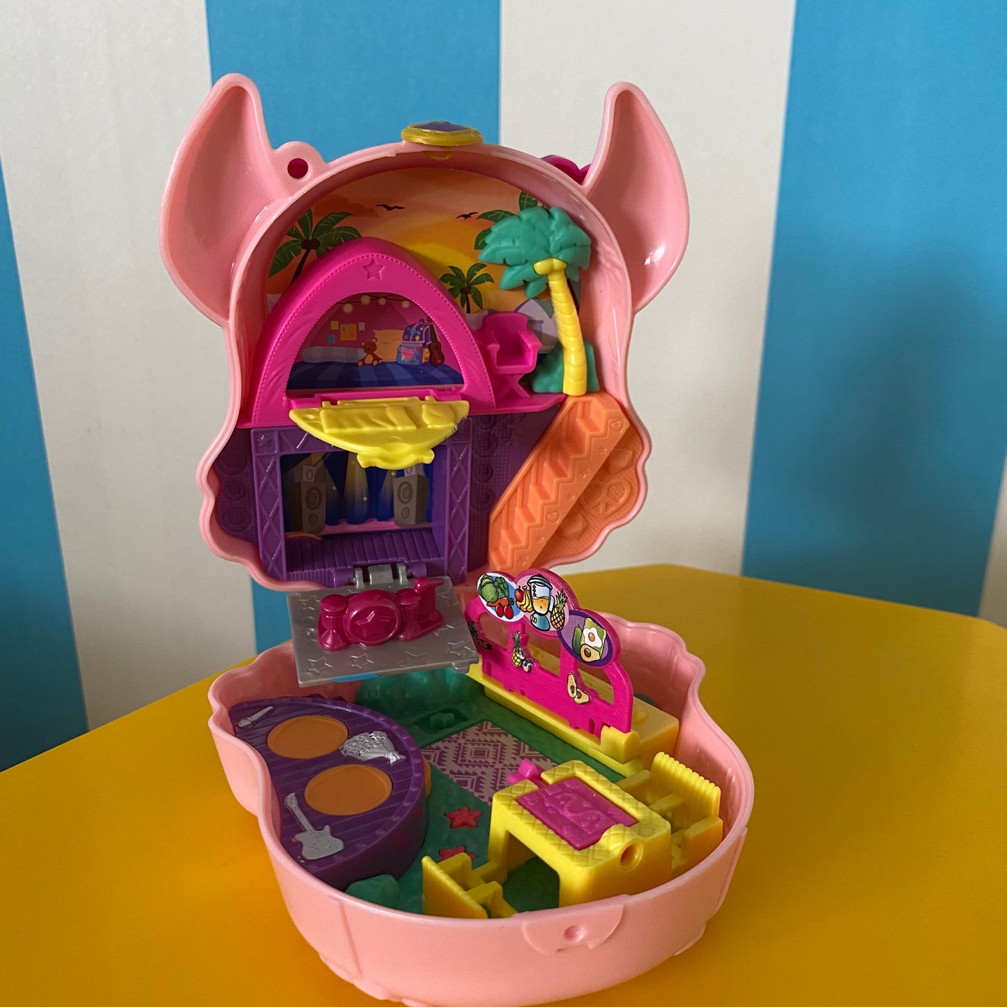 Polly Pocket Compact