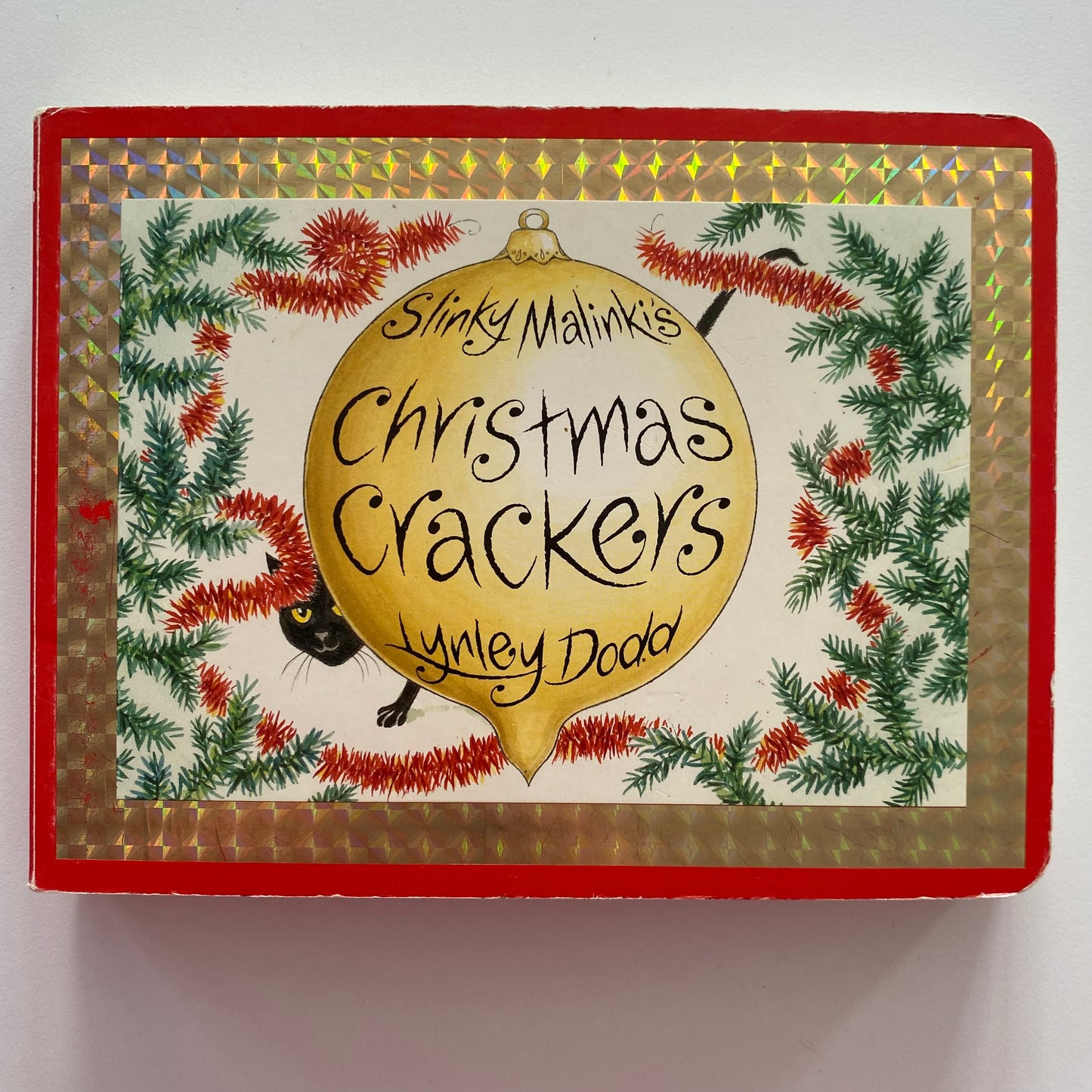 Lynley Dodd Slinky Malinki Christmas Crackers Book