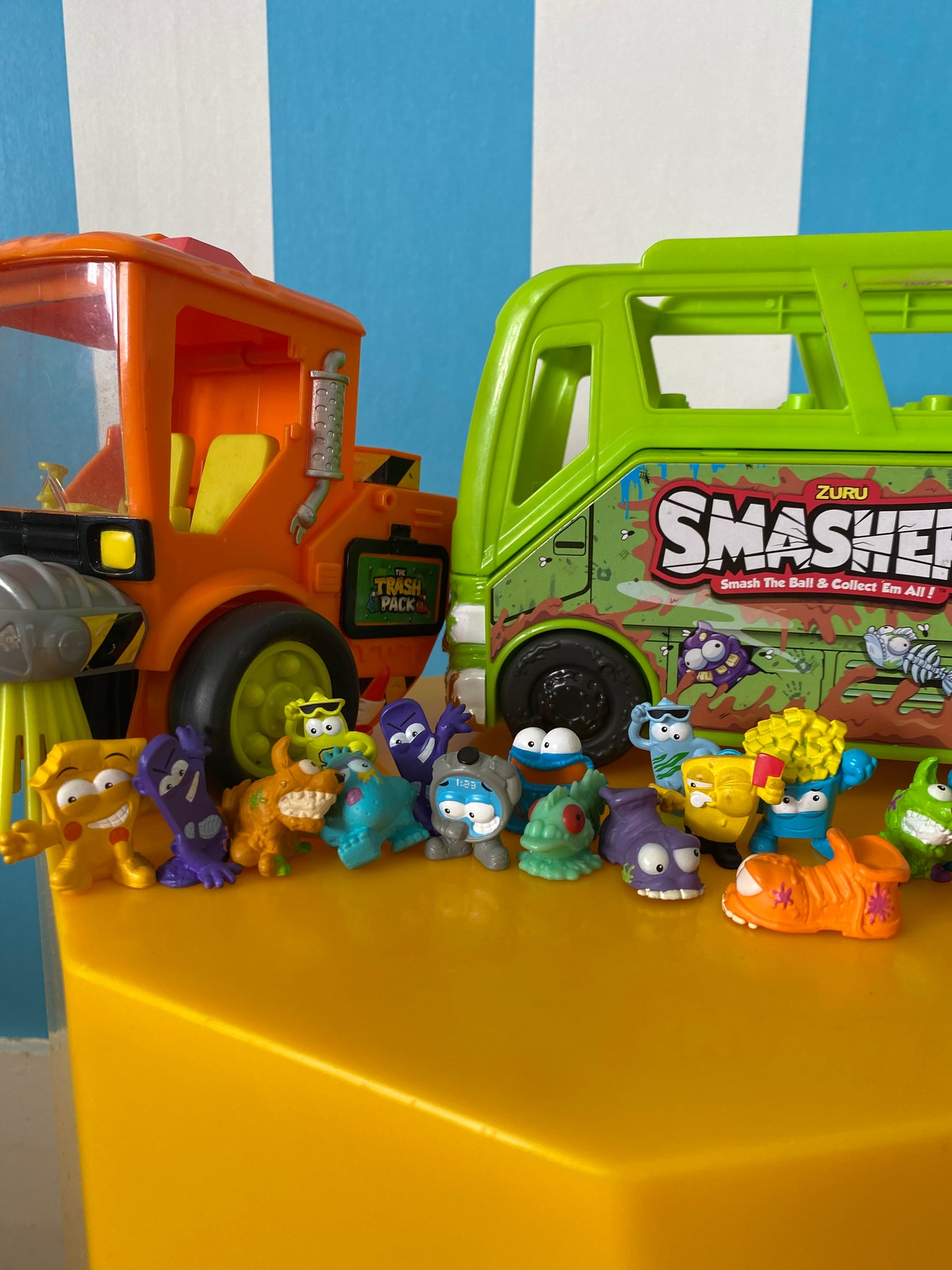 Zuru Smashers Toys