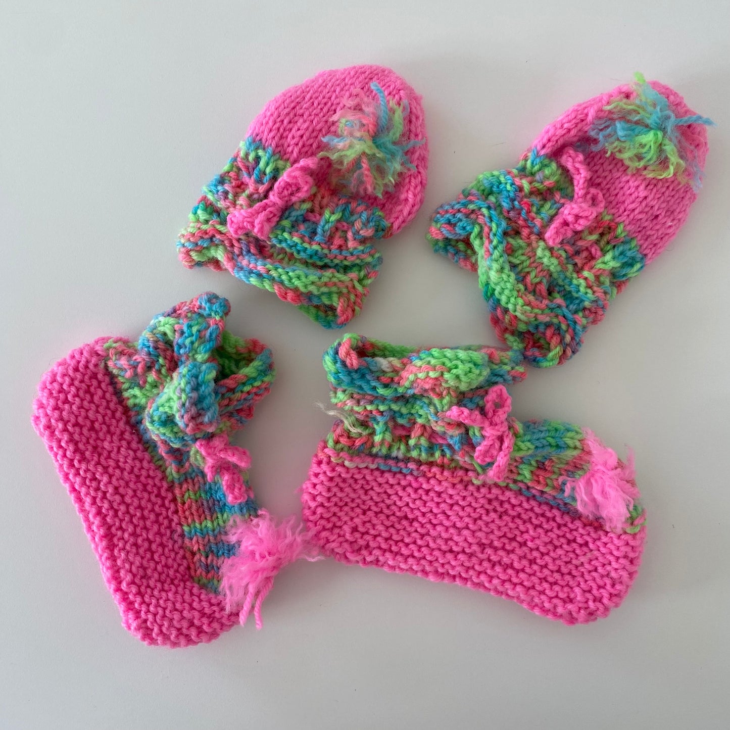 Knit Booties & Mittens - Size 6M