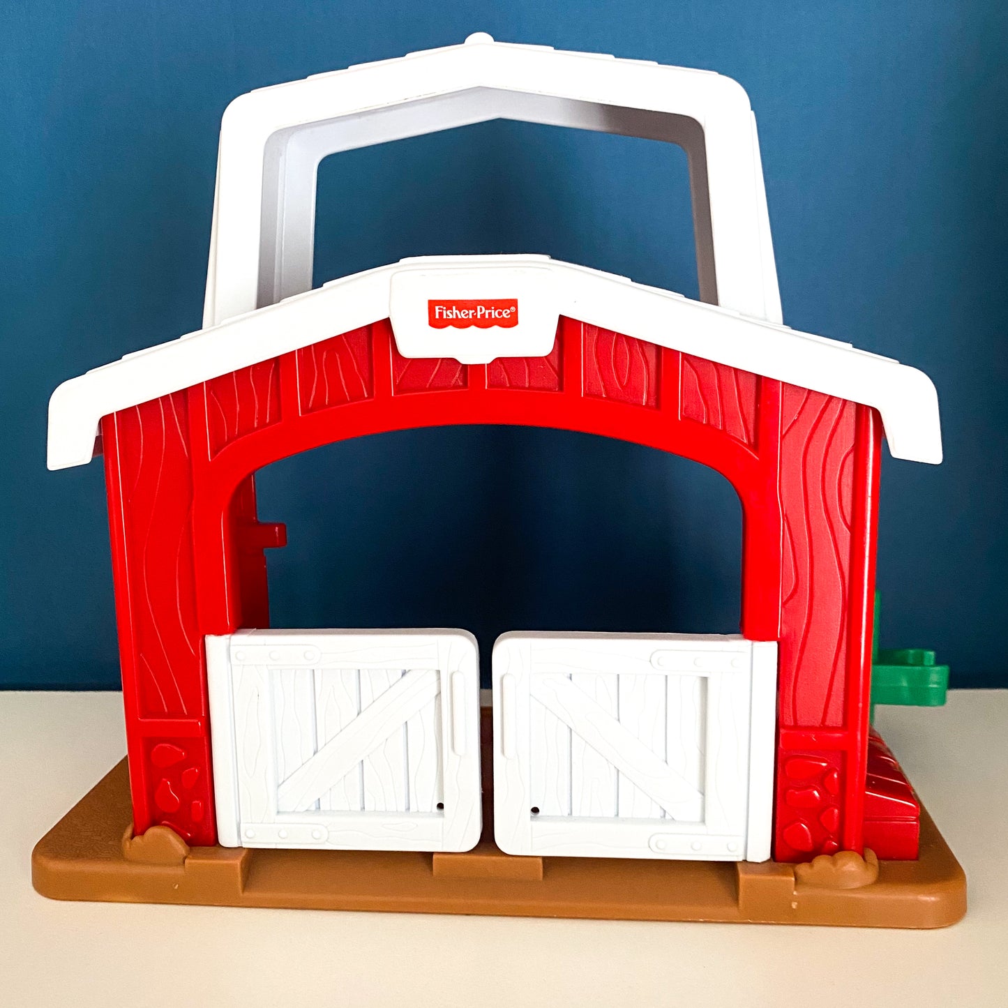 Fisher Price Little People Barn