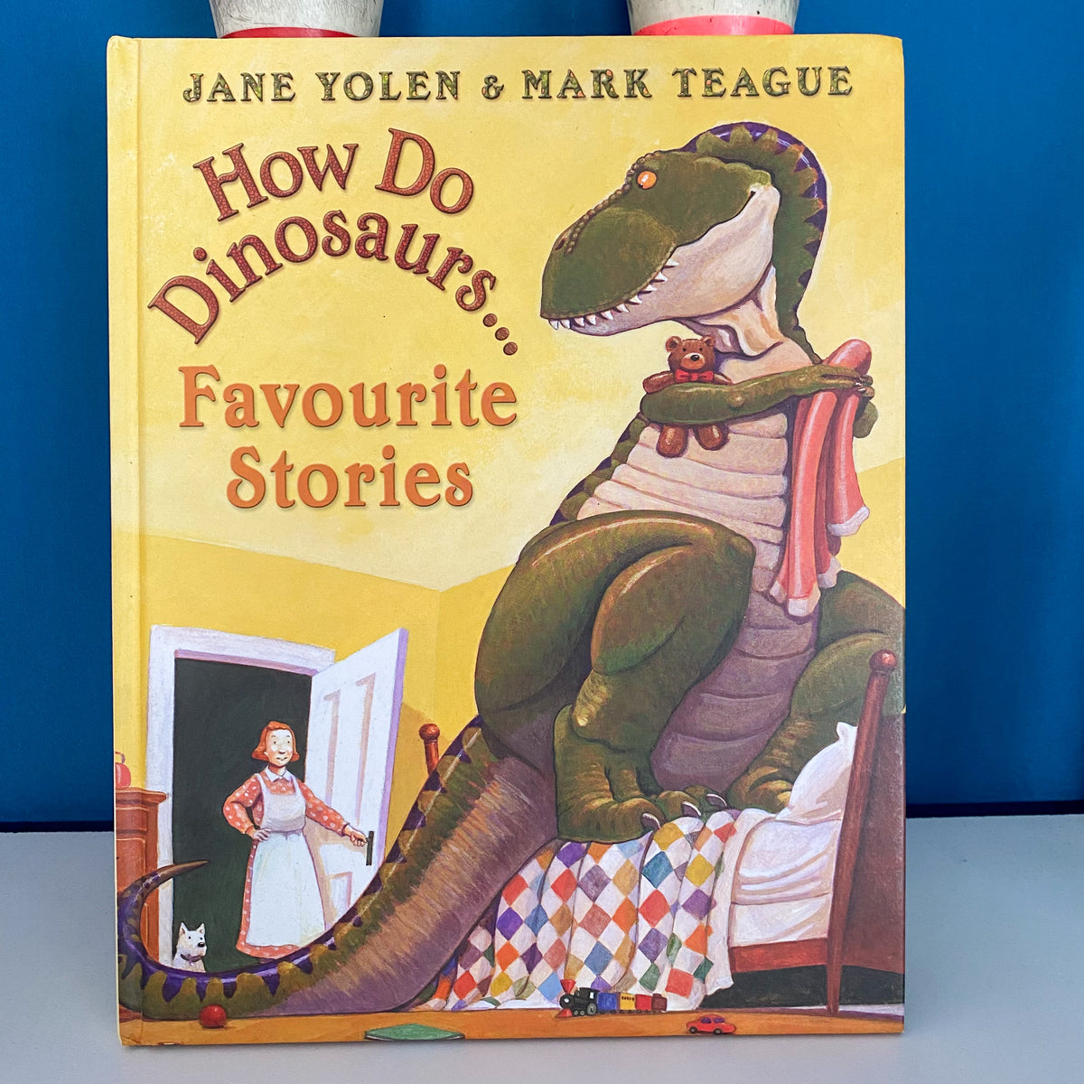 How Do Dinosaurs… Favourite Stories Book