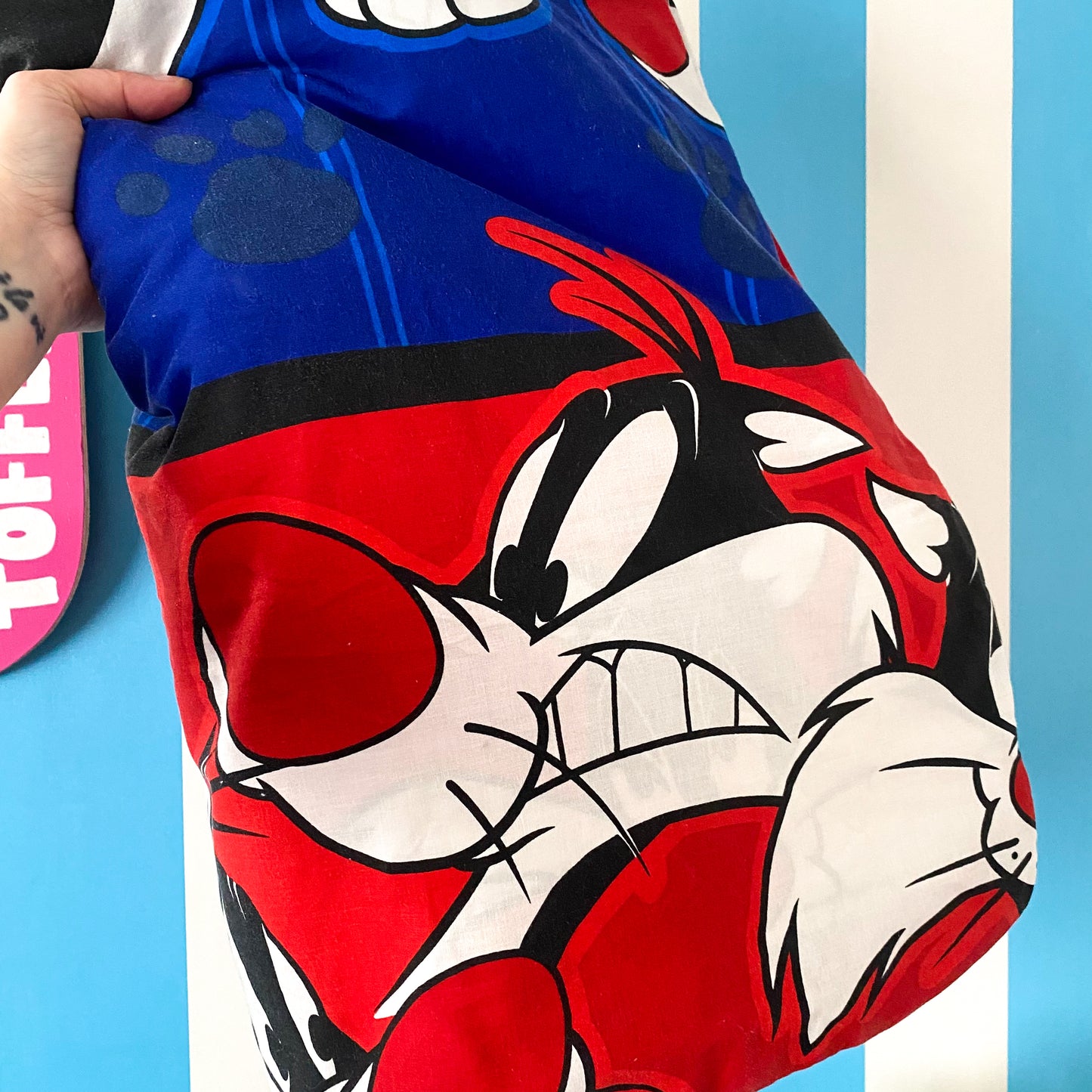Vintage Loony Tunes Sylvester Queen Duvet Cover & Pillowcases