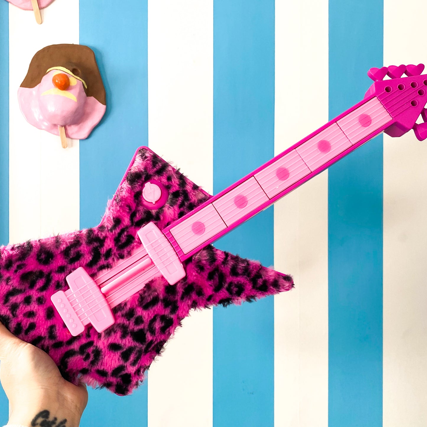 Trolls World Tour Interactive Guitar