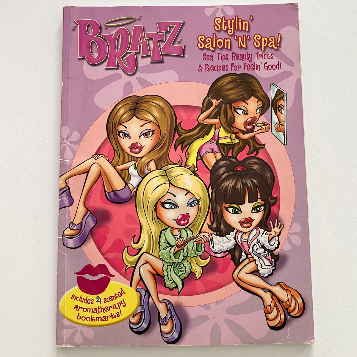 Bratz Stylin’ Salon & Spa Book