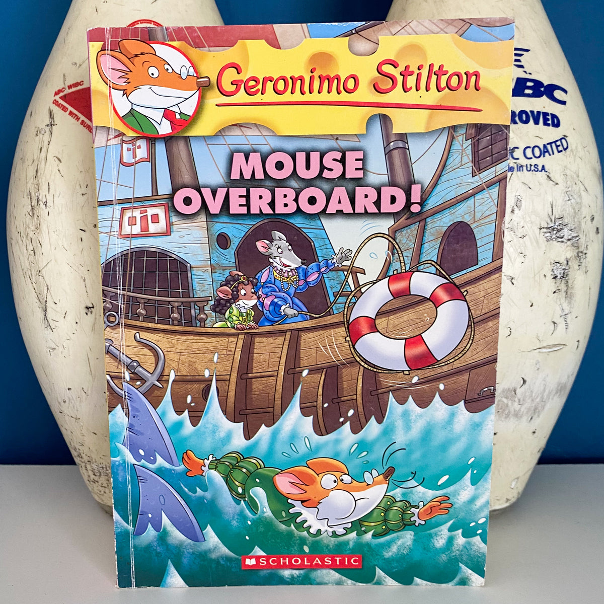 Geronimo Stilton Mouse Overboard! Chapter Book