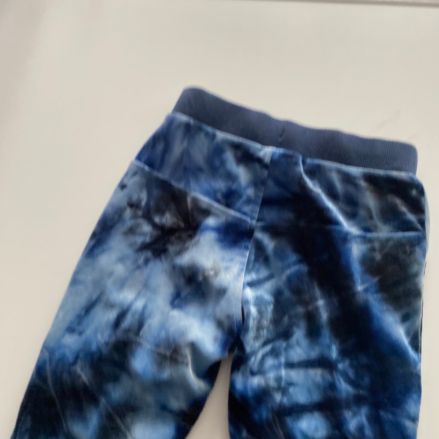 Minti Velvet Pants - Size 3