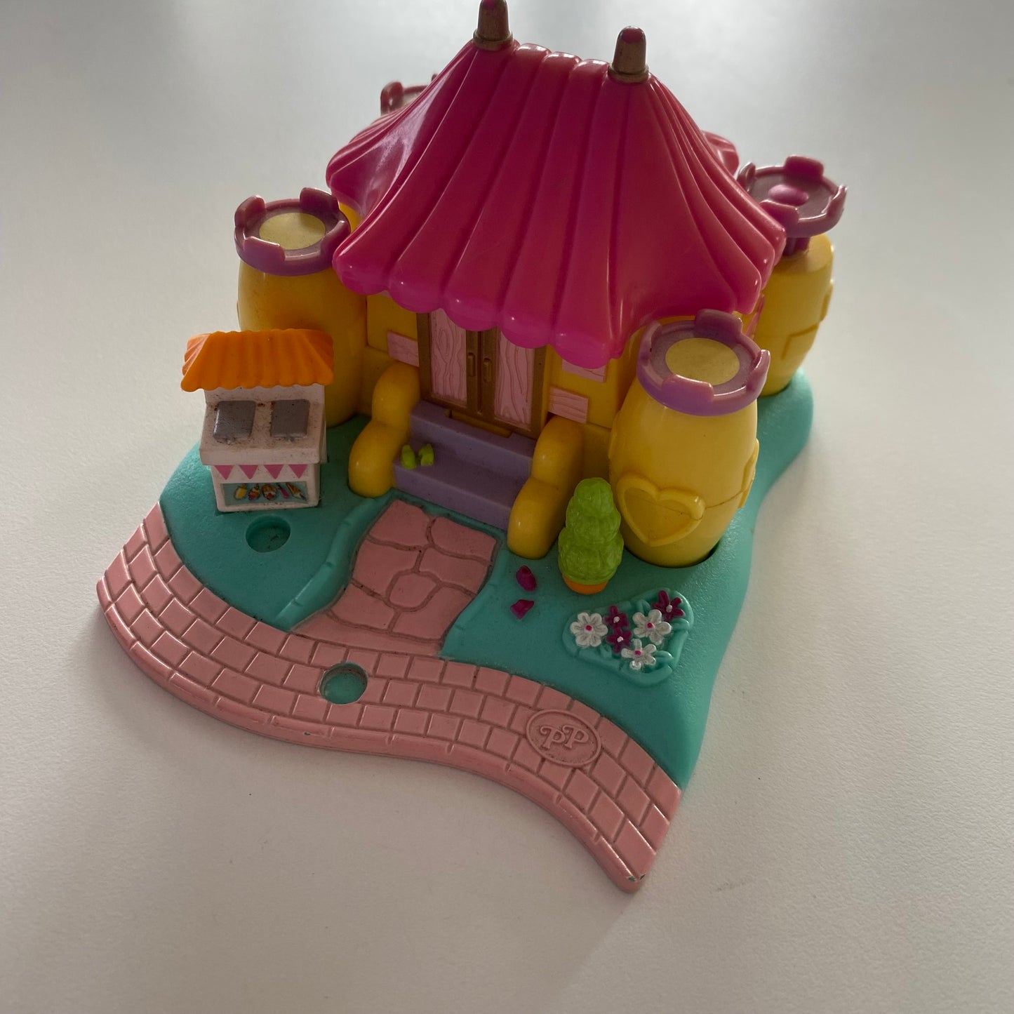 Vintage 1992 Polly Pocket Bouncy Castle