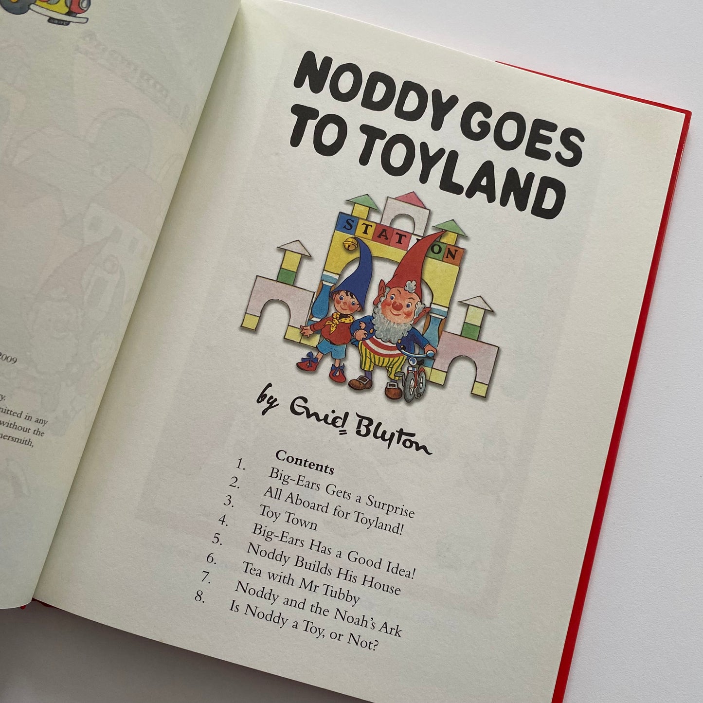 Enid Blyton Noddy Goes To Toyland Book