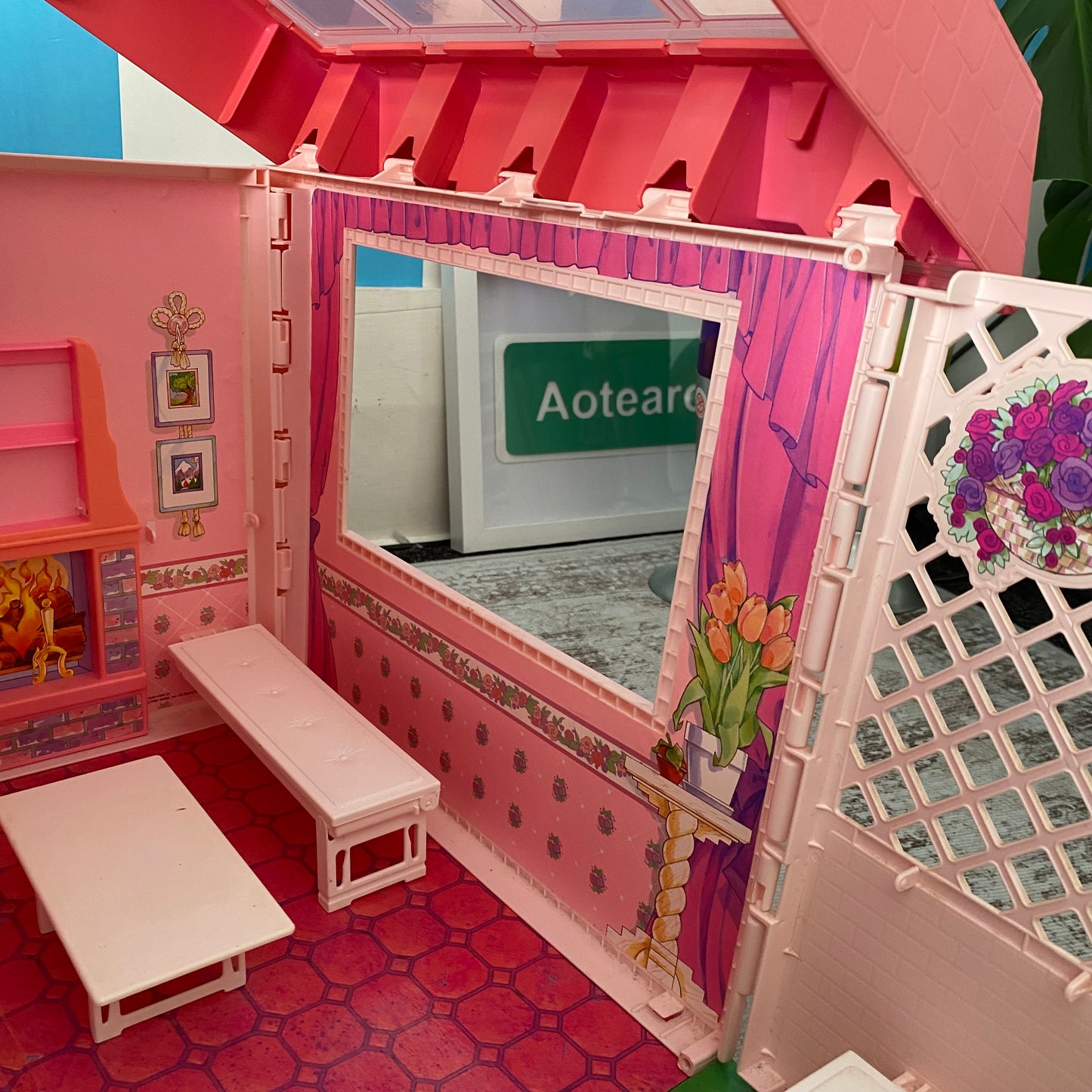 Vintage Barbie Fold ‘N Fun House