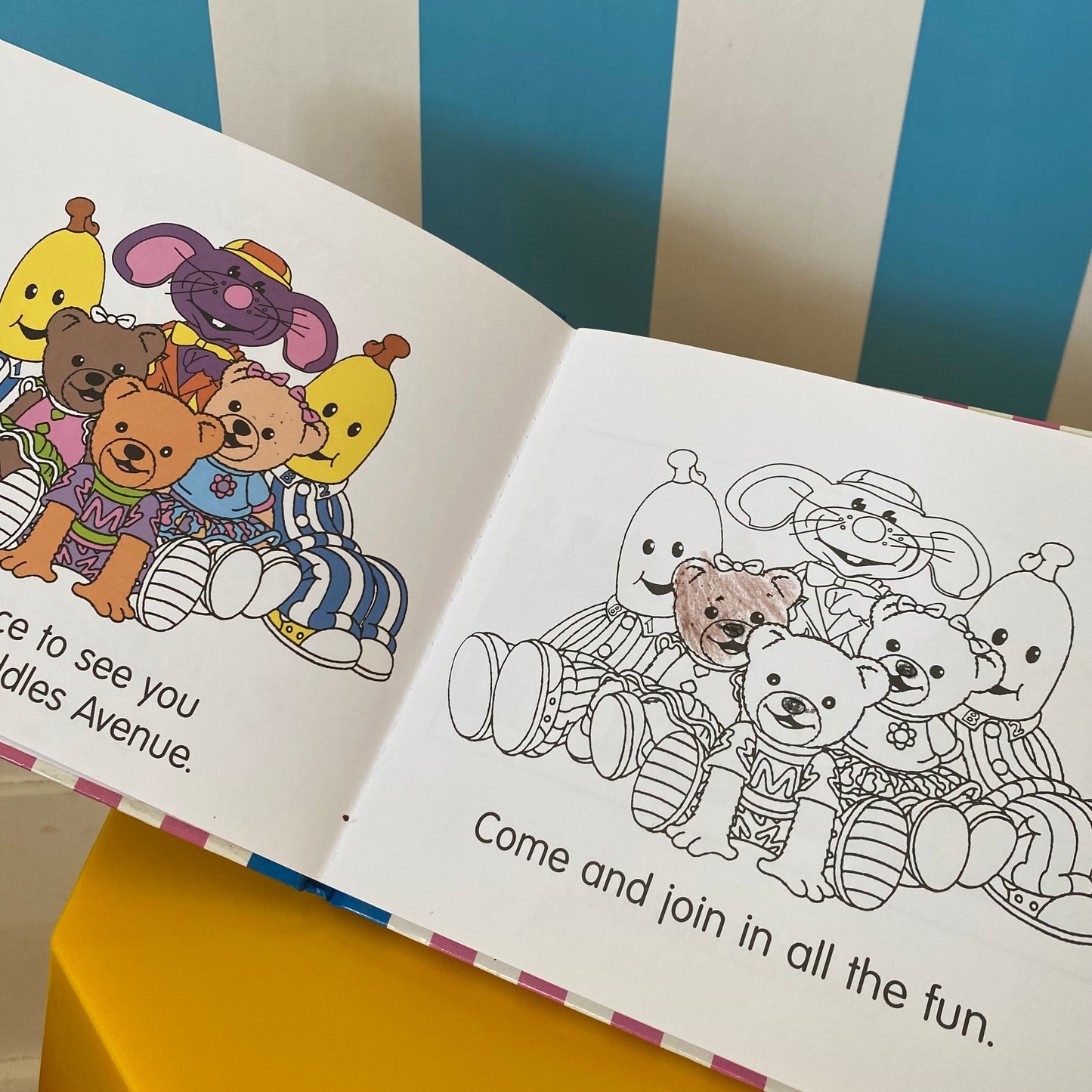 Bananas In Pyjamas Cuddles Avenue Colouring Book