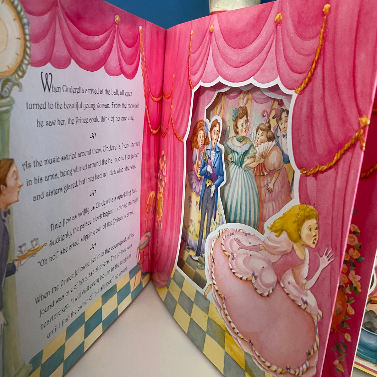 Cinderella 3D Pop Up Book